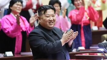 Βόρεια Κορέα: Τη μείωση των γεννήσεων θέλει να αντιμετωπίσει ο Κιμ Γιονγκ Ουν