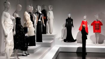Έκθεση για τις γυναίκες σχεδιάστριες μόδας στο Ινστιτούτο Κοστουμιών του Met
