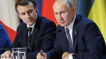 Απάντηση Μακρόν στις αιχμές Πούτιν ότι η Γαλλία σταμάτησε τον διάλογο για την Ουκρανία