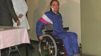Βόλφγκανγκ Σόιμπλε: Η απόπειρα δολοφονίας που τον καθήλωσε σε αναπηρικό αμαξίδιο από το 1990