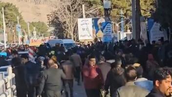 Ιράν: Εκρήξεις κοντά στον τάφο του Σουλεϊμανί – Δεκάδες νεκροί και τραυματίες