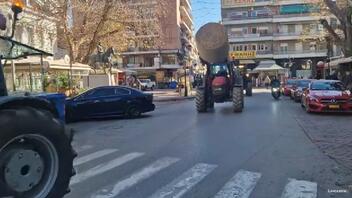 Στους δρόμους οι αγρότες της Λαμίας - Δείτε βίντεο