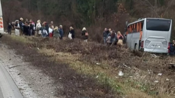 Βουλγαρία: Τουριστικό λεωφορείο με Έλληνες συγκρούστηκε με νταλίκα!