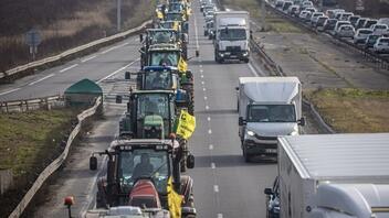 Οι αγρότες επιστρέφουν με τα τρακτέρ τους στις Βρυξέλλες για να διαδηλώσουν