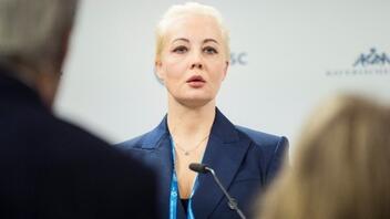 Η χήρα του Ναβάλνι "αδιαφορεί" για τις δηλώσεις του Κρεμλίνου για το πρόσωπό της