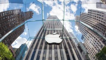 Apple: Αντιμέτωπη με πρόστιμο 500 εκατ. ευρώ από την ΕΕ 