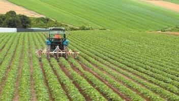 Πήρε ΦΕΚ η ρύθμιση μείωσης του ενεργειακού κόστους για αγρότες και βιομηχανία