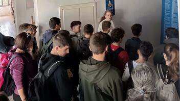 Μαθητές του Γυμνασίου Νέας Κυδωνίας επισκέφθηκαν την πατρική οικία των Γιάννη και Μίκη Θεοδωράκη