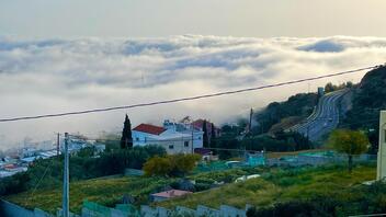 Ένα εντυπωσιακό πέπλο ομίχλης "σκέπασε" τη Χερσόνησο