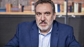 Ο Όθων Ηλιόπουλος διαψεύδει τις φήμες: Δεν παραιτούμαι, παραμένω μάχιμος βουλευτής του ΣΥΡΙΖΑ