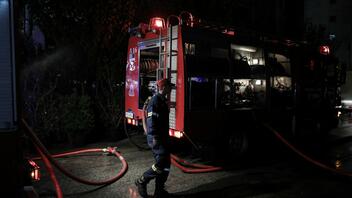 Το σπίτι τυλίχθηκε στις φλόγες: Κινητοποιήθηκε η Πυροσβεστική