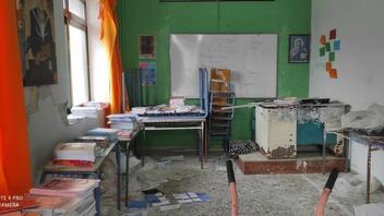 Ζητούν ... χείρα βοηθείας για τα σεισμόπληκτα σχολεία