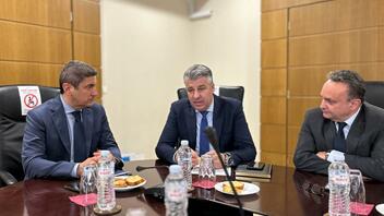Αυγενάκης: Δημιουργούμε ένα ισχυρό θεσμικό πλαίσιο προστασίας του ελληνικού μελιού