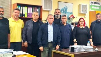 Αγωνία για τη λειψυδρία - Συνάντηση του Αγροτικού Συλλόγου Ιεράπετρας με τον πρώην Δήμαρχο