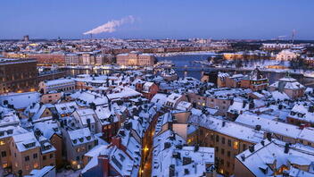 Σουηδία: Κυκλοφοριακό χάος εξαιτίας σφοδρής χιονόπτωσης	