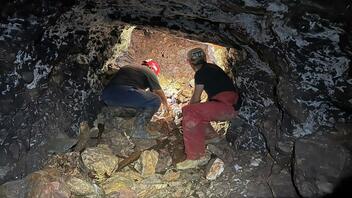 Μυστήριο στο Λαύριο: Σκελέτος στα έγκατα της γης έφερε στο φως υπόθεση αρχαιοκαπηλίας