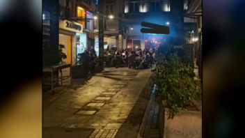 Θεσσαλονίκη: Καταστηματάρχης τοποθέτησε τα τραπέζια του πάνω σε συντριβάνι