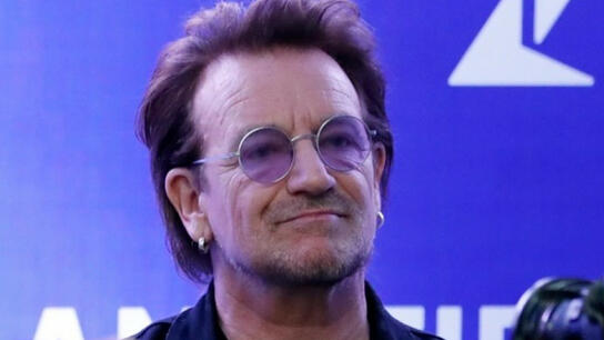 Πωλήθηκε πάνω από 238.000 δολάρια ηλεκτρική κιθάρα που χρησιμοποίησε ο Μπόνο σε συναυλία των U2 το 2001