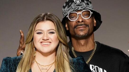 Snoop Dogg και Kelly Clarkson θα είναι παρουσιαστές Αμερικανικού διαγωνισμού τραγουδιού