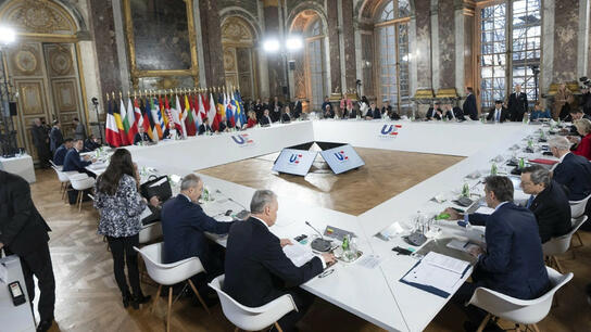  Σύνοδος Κορυφής της ΕΕ στις Βερσαλλίες: Ολονύχτιες διαβουλεύσεις για τα μέτρα κατά της ακρίβειας - Στο τραπέζι η πρόταση Μητσοτάκη