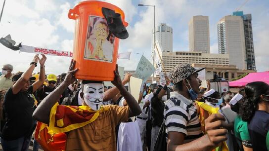 Γενική απεργία παραλύει την δημόσια ζωή στη Σρι Λάνκα