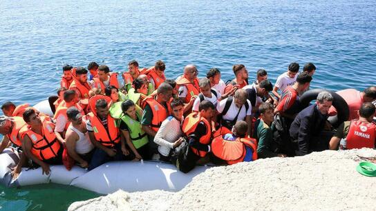 Τυνησία: Τουλάχιστον 13 μετανάστες νεκροί από τη βύθιση δύο πλοιαρίων