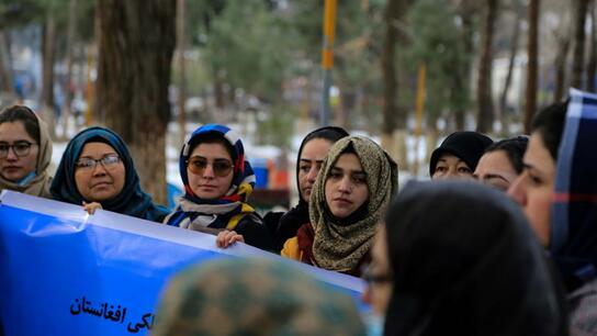 G7 προς Ταλιμπάν: Σταματήστε να περιορίζετε τα δικαιώματα των γυναικών