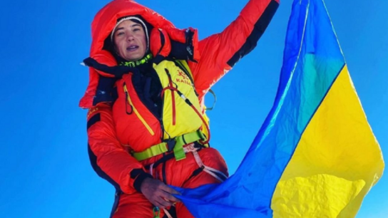 Αντονίνα Σαμοϊλοβα: Η ορειβάτισσα που ύψωσε την ουκρανική σημαία στο Έβερεστ