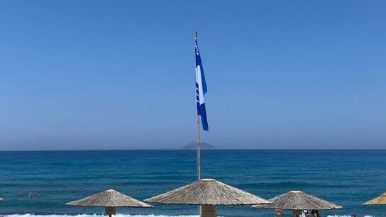 Έχασαν τις γαλάζιες σημαίες οι παραλίες στην Παχειά Άμμο