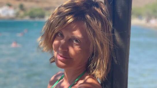 Η Αλεξάνδρα Παλαιολόγου απολαμβάνει τις διακοπές της στην Κρήτη