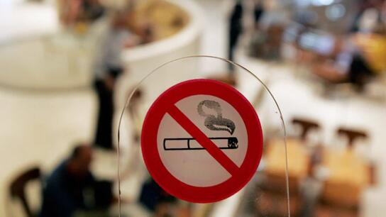«Καμπάνα» σε 107 άτομα, για μη εφαρμογή της αντικαπνιστικής νομοθεσίας