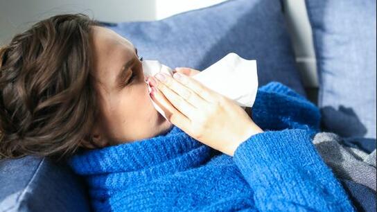 Κοτανίδου: Πολύ βαριά και επιθετική η γρίπη – Πιο ήπια τα πράγματα για τον κορωνοϊό