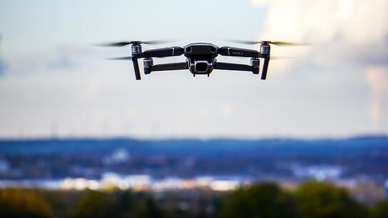 Σε ισχύ οι νέοι ευρωπαϊκοί κανόνες σχετικά με τον ειδικό εναέριο χώρο U-space για drones