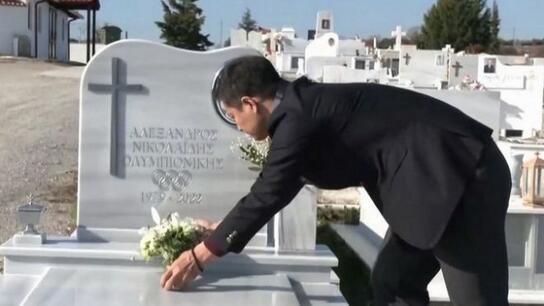 Ο Ολυμπιονίκης του 2004 Μουν Ντάε Σουνγκ επισκέφθηκε τον τάφο του Αλ. Νικολαϊδη 