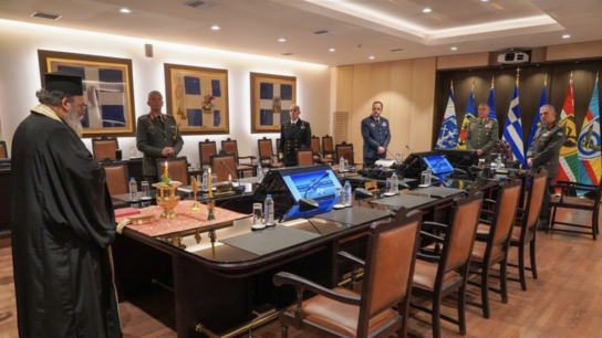 Έκτακτες κρίσεις στις Ένοπλες Δυνάμεις: Τι αποφάσισε το Συμβούλιο Αρχηγών Γενικών Επιτελείων