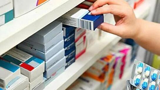 Επ’ αόριστον απαγόρευση των παράλληλων εξαγωγών φαρμάκων, ζητά ο Πανελλήνιος Φαρμακευτικός Σύλλογος