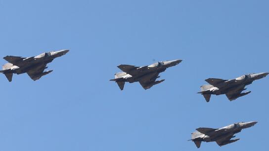25η Μαρτίου: Rafale, F-16 Viper και Απάτσι «σκέπασαν» την Ακρόπολη