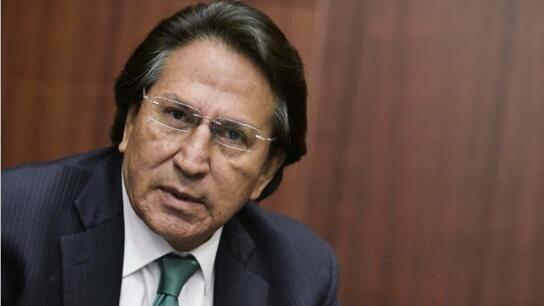 Παραδόθηκε ο πρώην πρόεδρος του Περού Αλεχάντρο Τολέδο ενόψει της έκδοσής του στην πατρίδα του