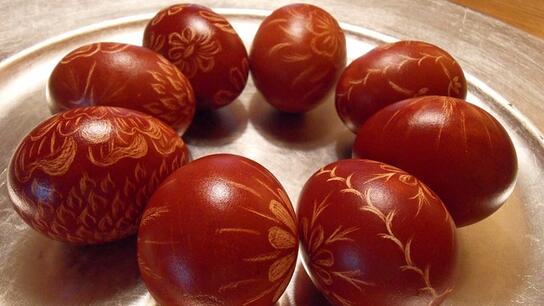 Τα δύο βασικά μυστικά για να μην σπάσουν τα αυγά στο βάψιμο