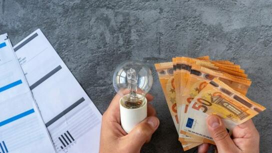 Ηλεκτρικό ρεύμα: Οι νέες επιδοτήσεις – Πόσο θα μειωθούν οι λογαριασμοί