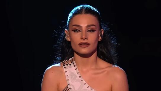 Eurovision: Έκλεψε τις εντυπώσεις η Brunette - Το μήνυμα για τις ψυχικές ασθένειες και τα σχόλια στο Twitter