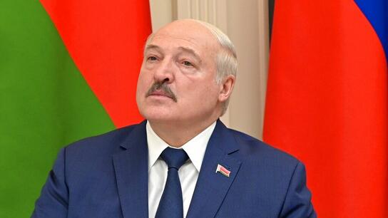 Λευκορωσία: Μετά τις βουλευτικές εκλογές παρωδία, ξανά υποψήφιος ο Λουκασένκο