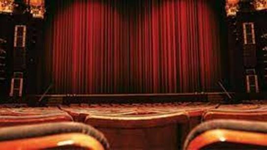 ΔΥΠΑ: Δωρεάν εισιτήρια για θέατρο και σινεμά 