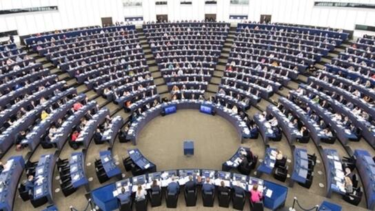  Ευρωπαϊκό Κοινοβούλιο: Ανεπαρκής η αντίδραση της ΕΕ για τα λογισμικά παρακολούθησης