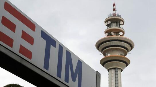 Ιταλία: Περιμένει το πράσινο φως για την πώληση του δικτύου της Telecom Italia