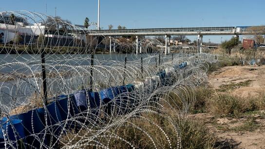Τέξας: Το Ανώτατο Δικαστήριο επιτρέπει την σύλληψη και φυλάκιση μεταναστών