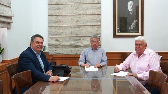 Συνάντηση Περιφερειάρχη Κρήτης με τον Πρόεδρο της Ελληνικής Ομοσπονδίας Πετοσφαίρισης