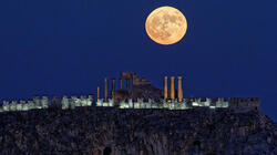 «Φεγγάρι του Οξύρρυγχου»: Πότε θα δούμε την τελευταία πανσέληνο του Αυγούστου