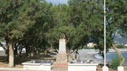 Χανιά: Εκδήλωση τιμής και μνήμης στο Μνημείο Εκτελεσθέντων στην παραλία του Ταυρωνίτη