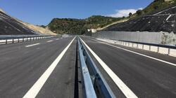 Στη Βουλή οι καθιζήσεις στον δρόμο Ηράκλειο – Μεσαρά